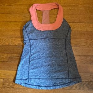 Lululemon Scoop Neck Tank Size 6 gray